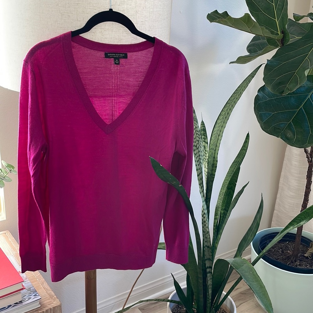 Banana Republic Magenta Wool Sweater